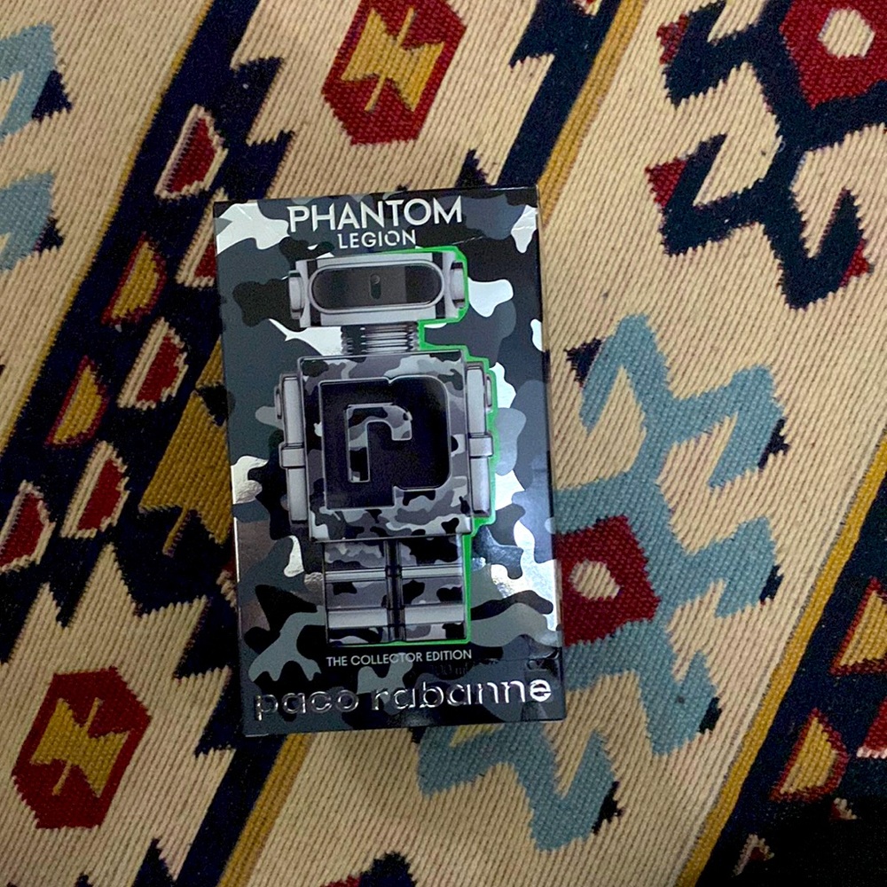 Pacco Rabanne Phantom Legion Collectors edition
